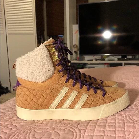 adidas Shoes - ❌SOLD❌Neo Park Hi Adidas winter shoes 6.5